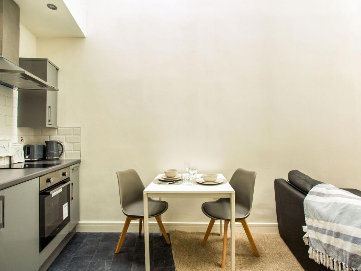 Appealing In Bradford Near Forster Square Retail Park